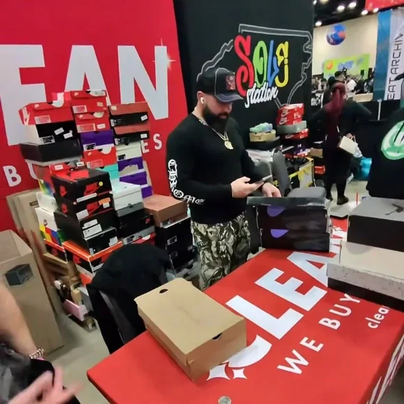 Clean Kev - Picture 1 of 1